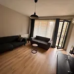 Lens Living Center